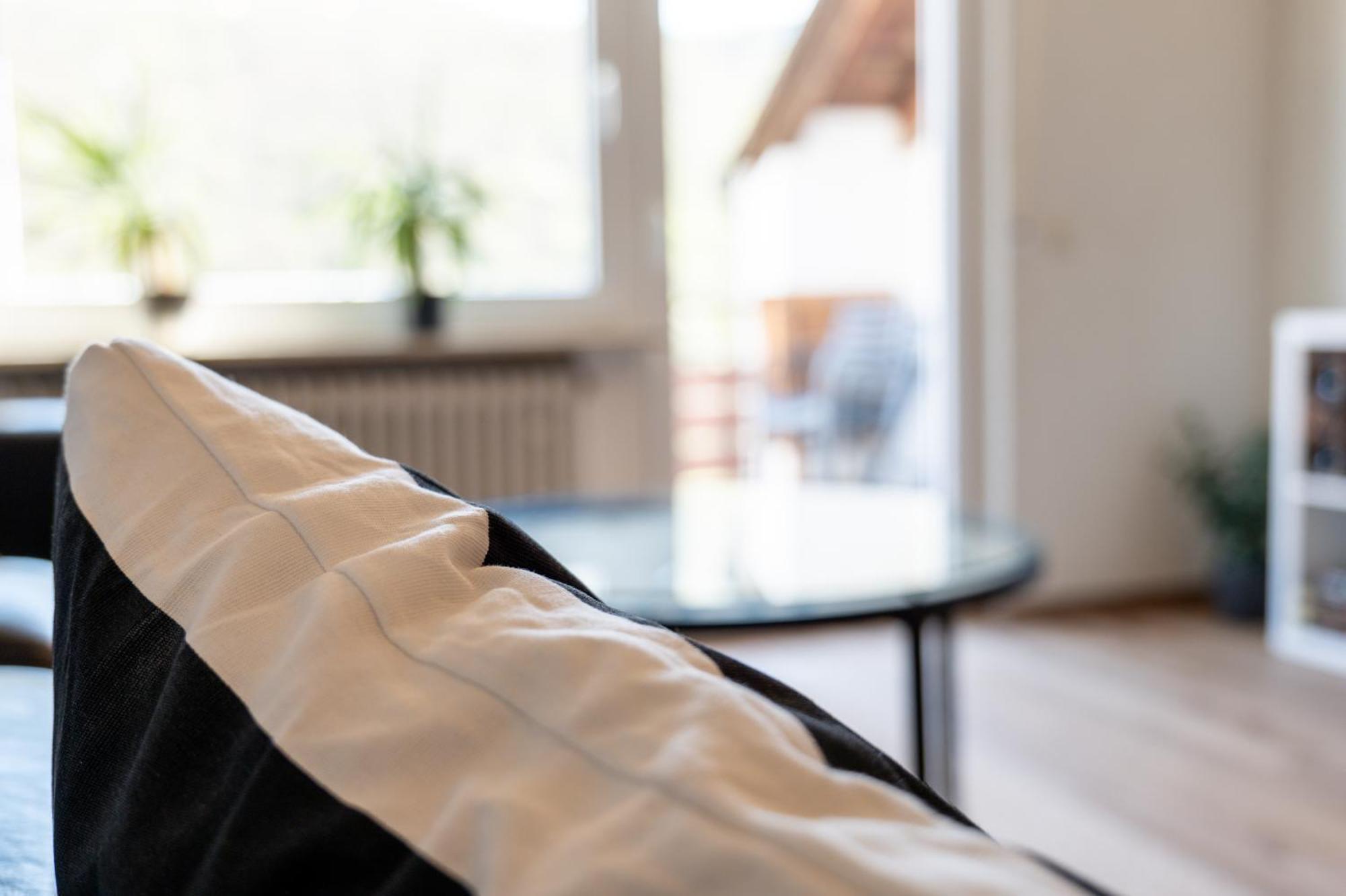Riesling Appartement For 2 - 4 People - Billiards - Balcony With Mosel View - Parking - Wine Barrel Bar - Fully Equipped Kitchen - Netflix - Waiputv - 3 Km From Cochem Klotten Buitenkant foto