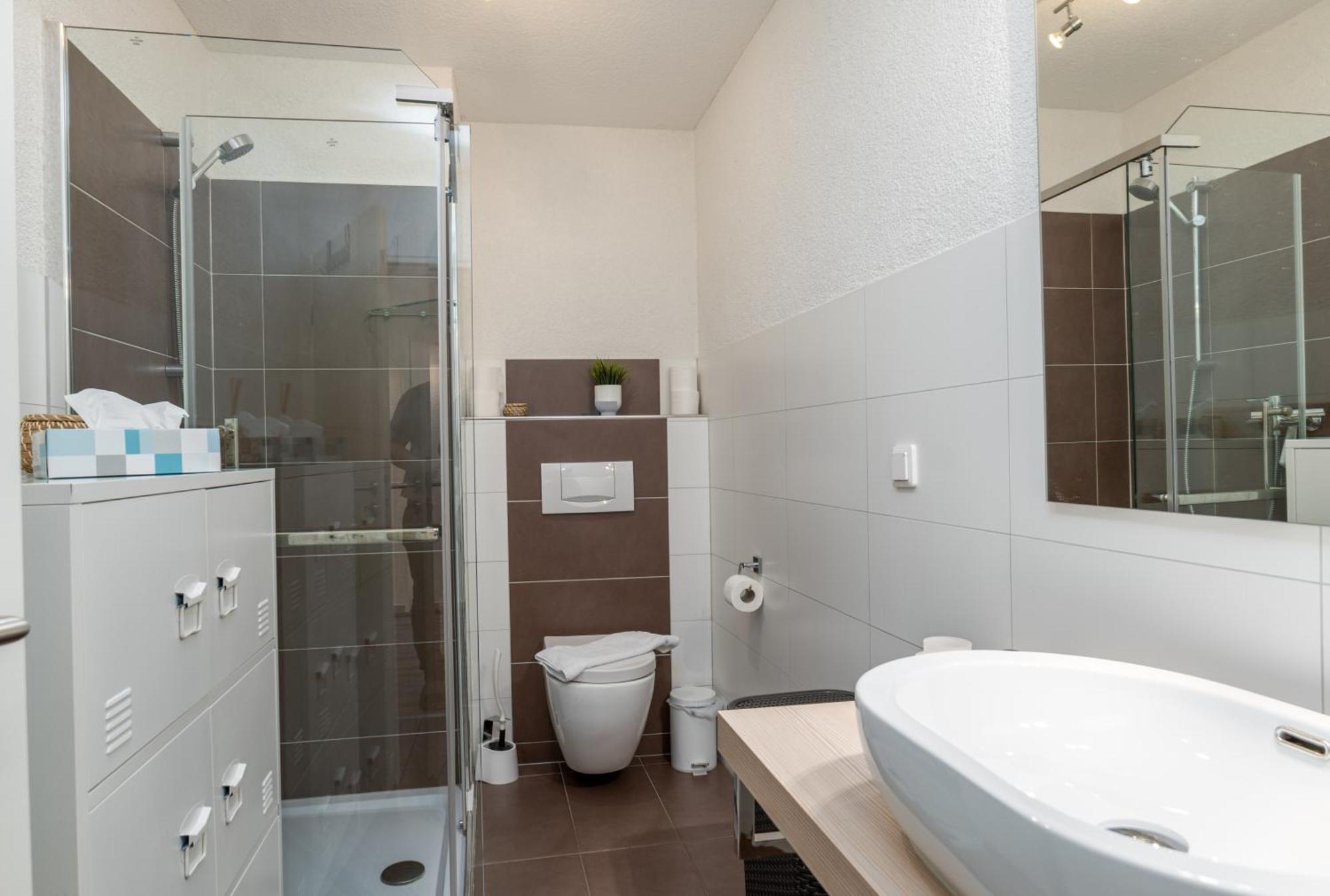 Riesling Appartement For 2 - 4 People - Billiards - Balcony With Mosel View - Parking - Wine Barrel Bar - Fully Equipped Kitchen - Netflix - Waiputv - 3 Km From Cochem Klotten Buitenkant foto