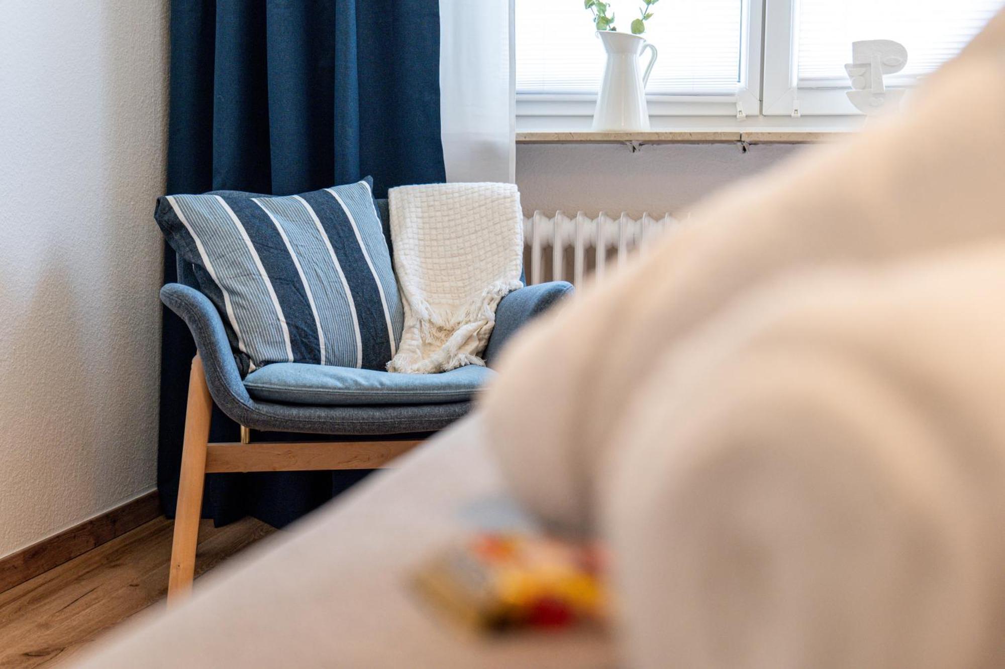 Riesling Appartement For 2 - 4 People - Billiards - Balcony With Mosel View - Parking - Wine Barrel Bar - Fully Equipped Kitchen - Netflix - Waiputv - 3 Km From Cochem Klotten Buitenkant foto